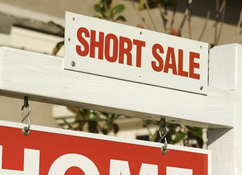 Short Sale Sign